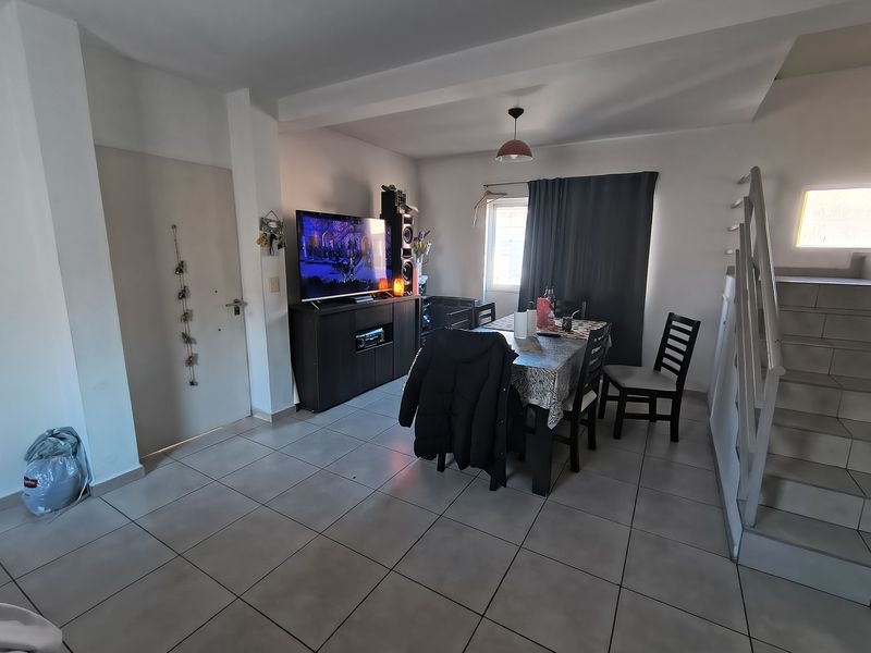 Padre Vázquez 2058: Living comedor